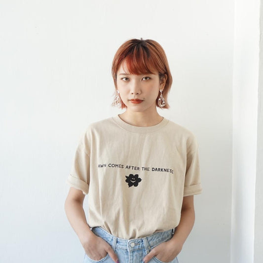 GOC US cotton "Dawn comes after the darkness" slogan T-shirt - Milk Tea