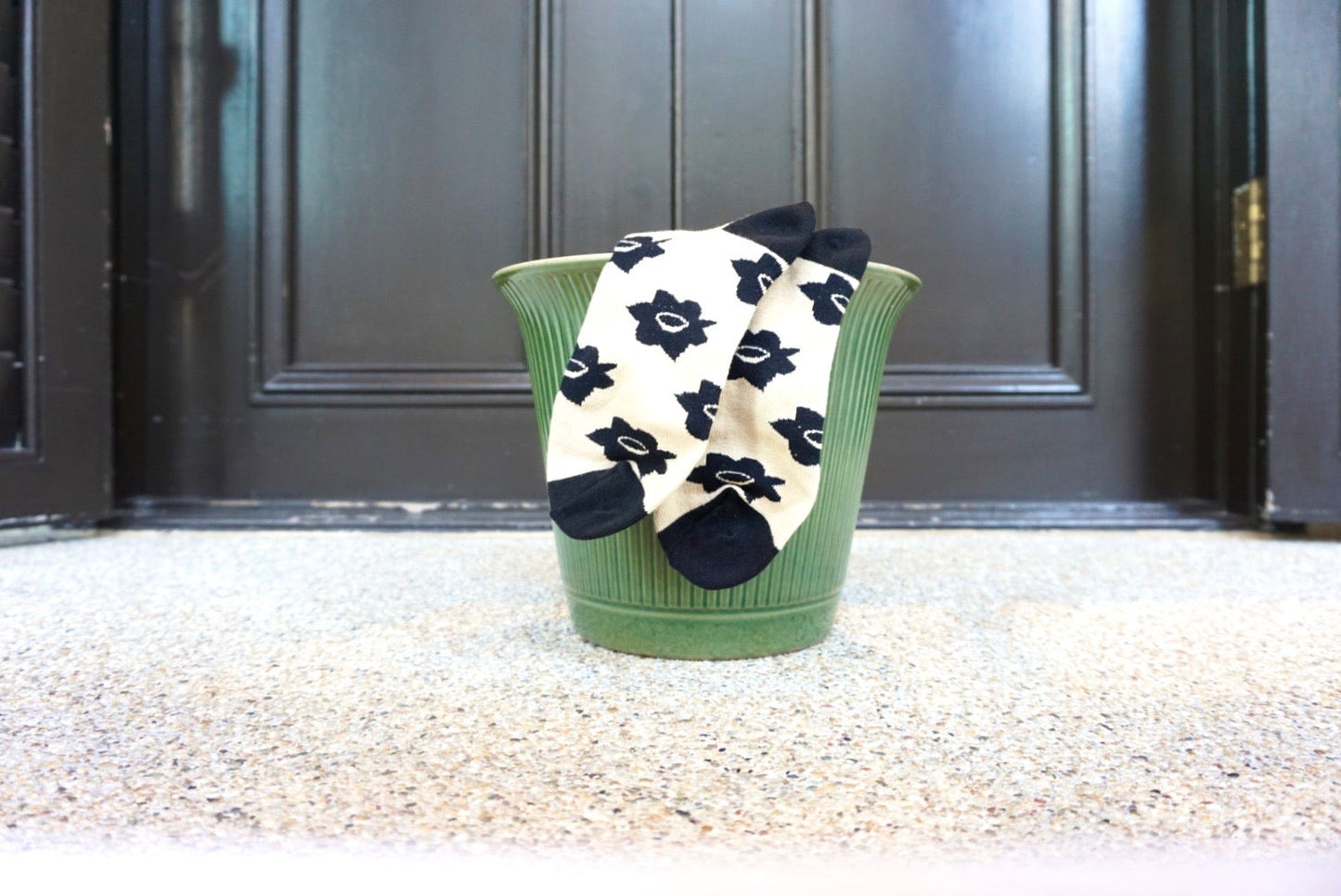 GOC Floral Socks - little daffodils milk tea