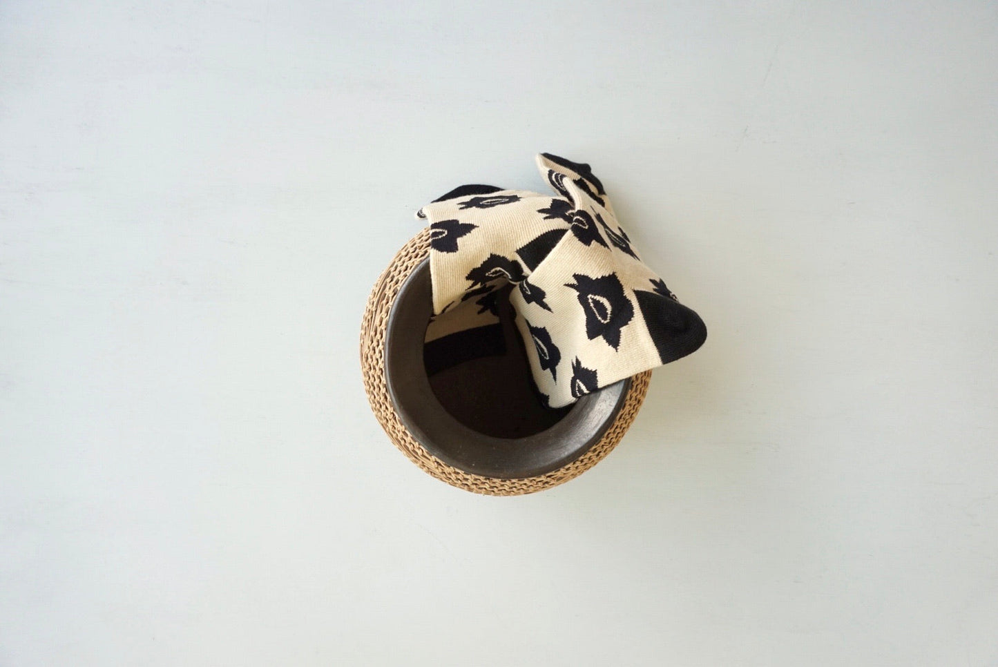 GOC Floral Socks - little daffodils milk tea